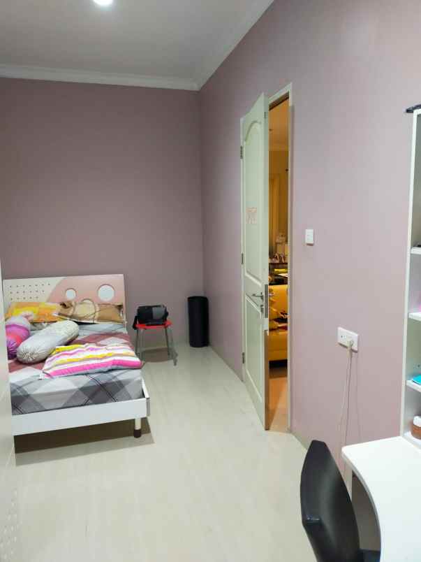 dijual rumah jalan wisata bukit mas