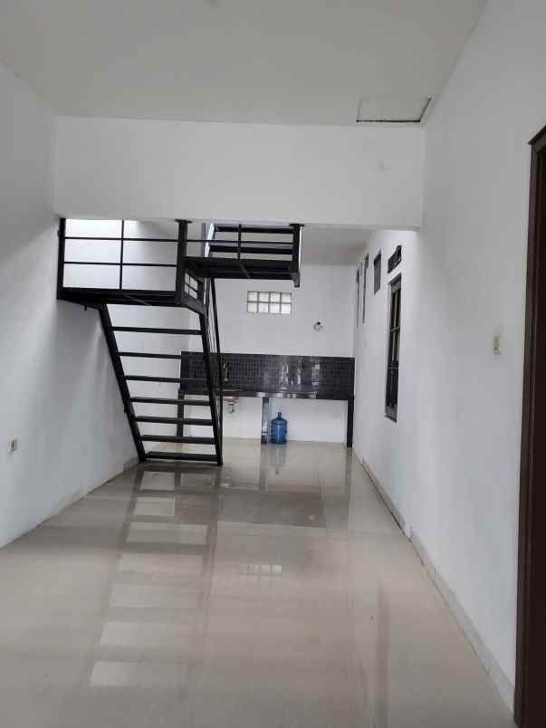 dijual rumah jatisari