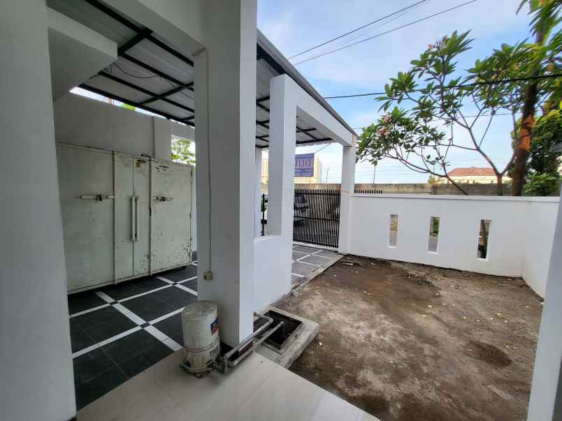 dijual rumah jatisari