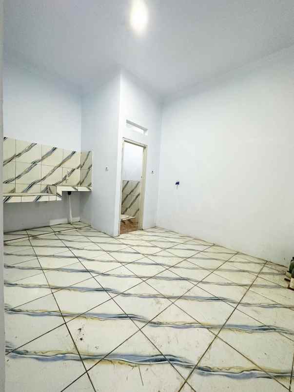 dijual rumah jatiwaringin