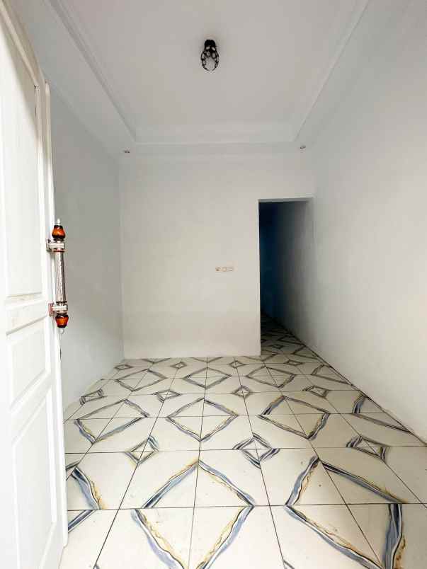 dijual rumah jatiwaringin