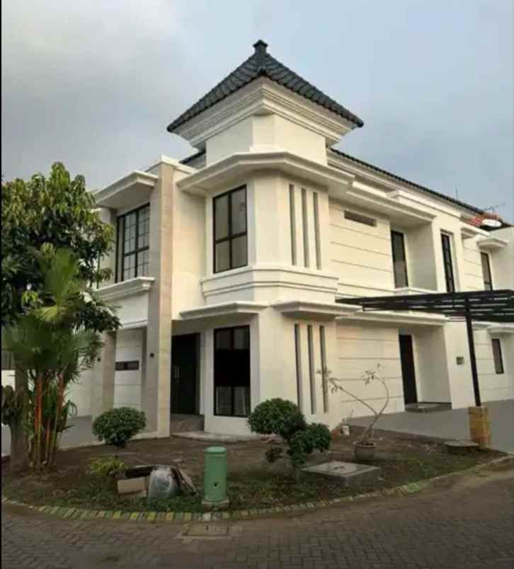 dijual rumah jemursari regency