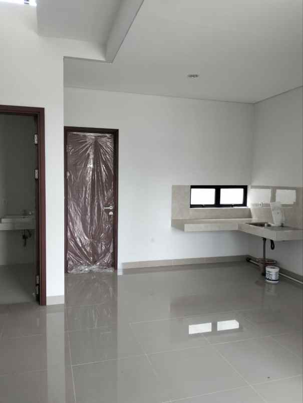 dijual rumah jl antapani kulon