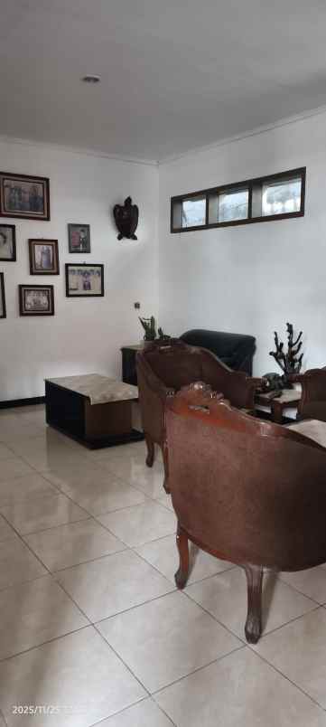 dijual rumah jl binong jati gatot