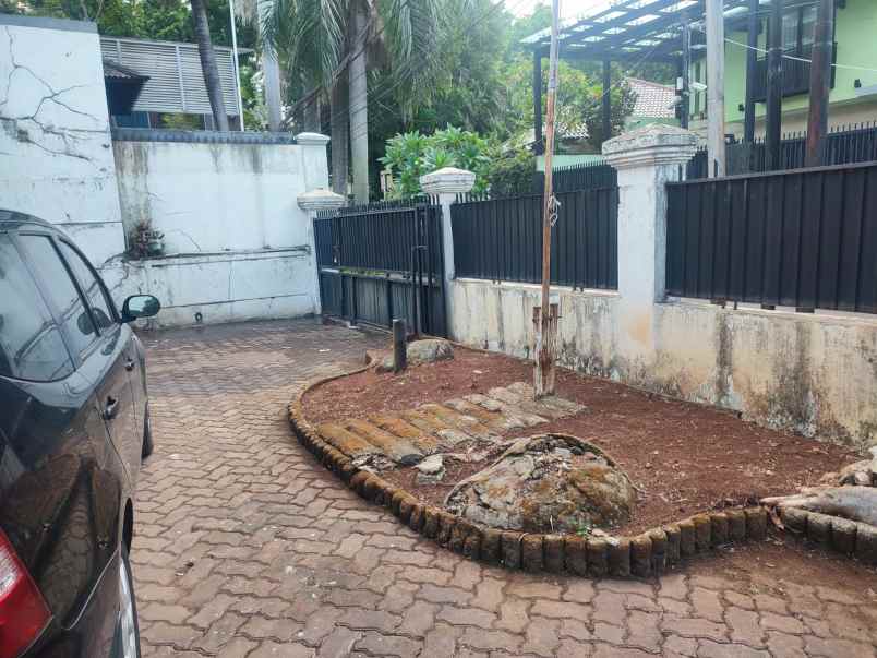 dijual rumah jl bojonegoro