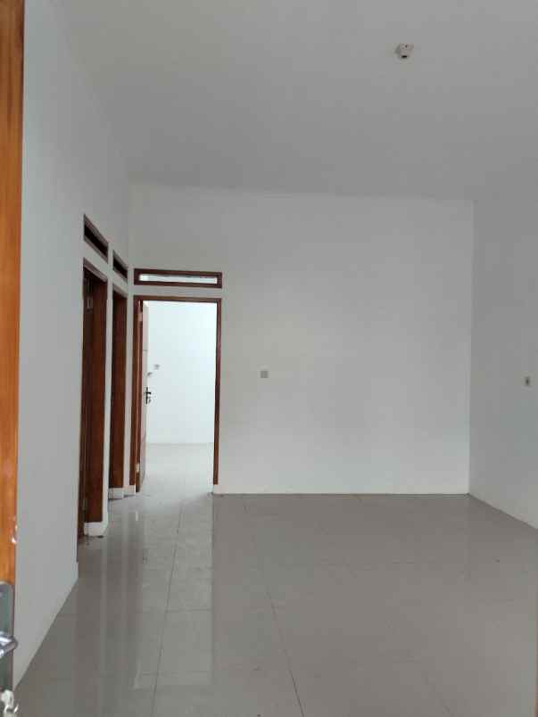 dijual rumah jl bojong sukamukti rt 03