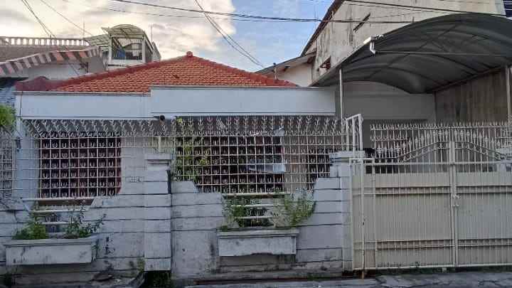dijual rumah jl bronggalan surabaya