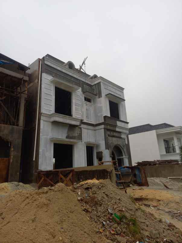 dijual rumah jl cemara kipas