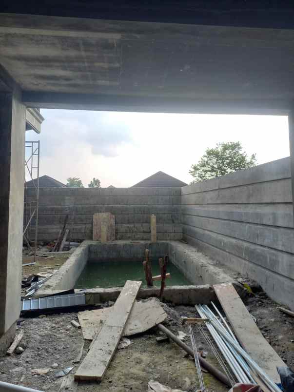 dijual rumah jl cemara kipas