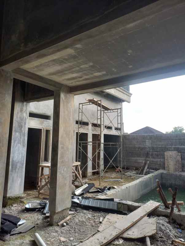 dijual rumah jl cemara kipas