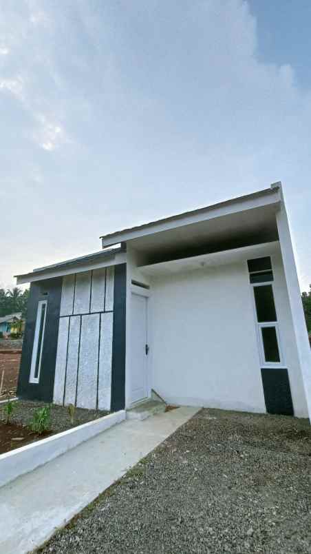 dijual rumah jl cikalapa ciptahaja