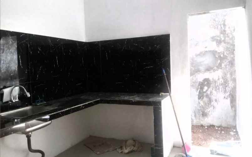 dijual rumah jl cinere raya cinere