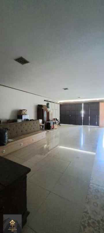 dijual rumah jl dago