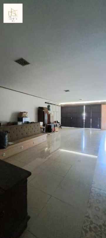 dijual rumah jl dago