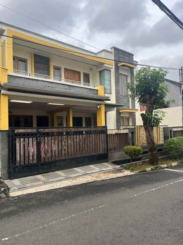 dijual rumah jl elang indopura b1 19