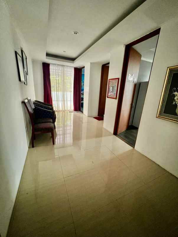 dijual rumah jl h samali