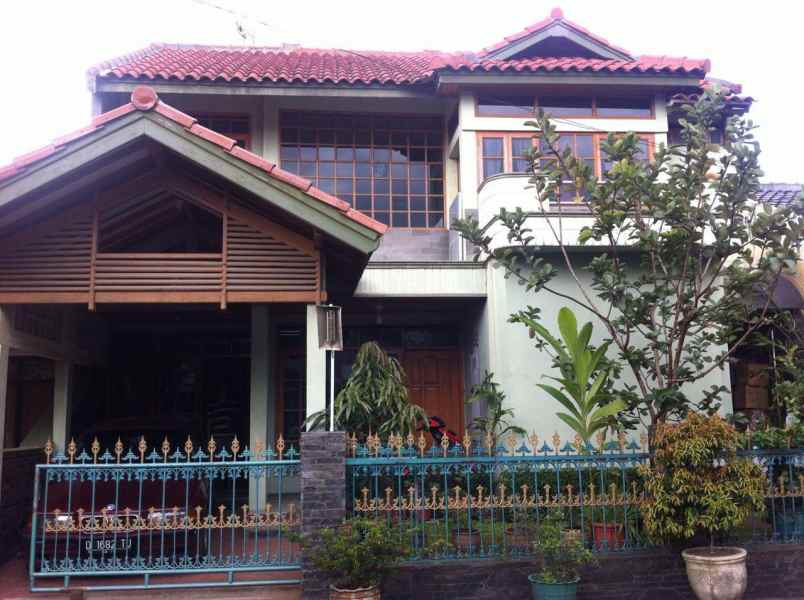 dijual rumah jl jatiwangi raya antapani