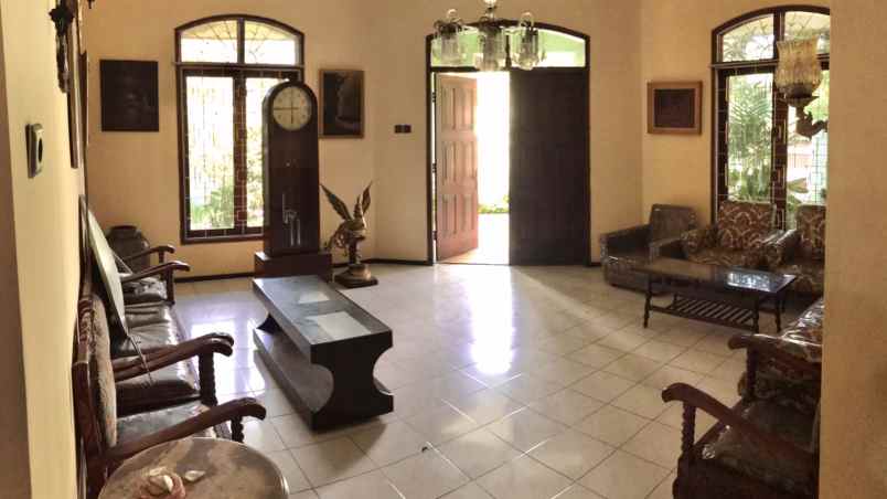 dijual rumah jl jemursari selatan jemur