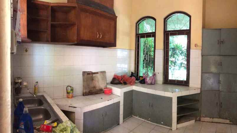 dijual rumah jl jemursari selatan jemur