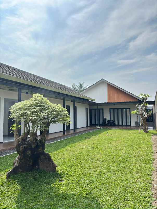 dijual rumah jl kaliurang km 9