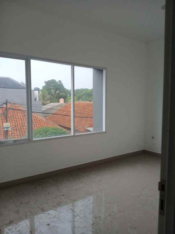 dijual rumah jl kemang raya