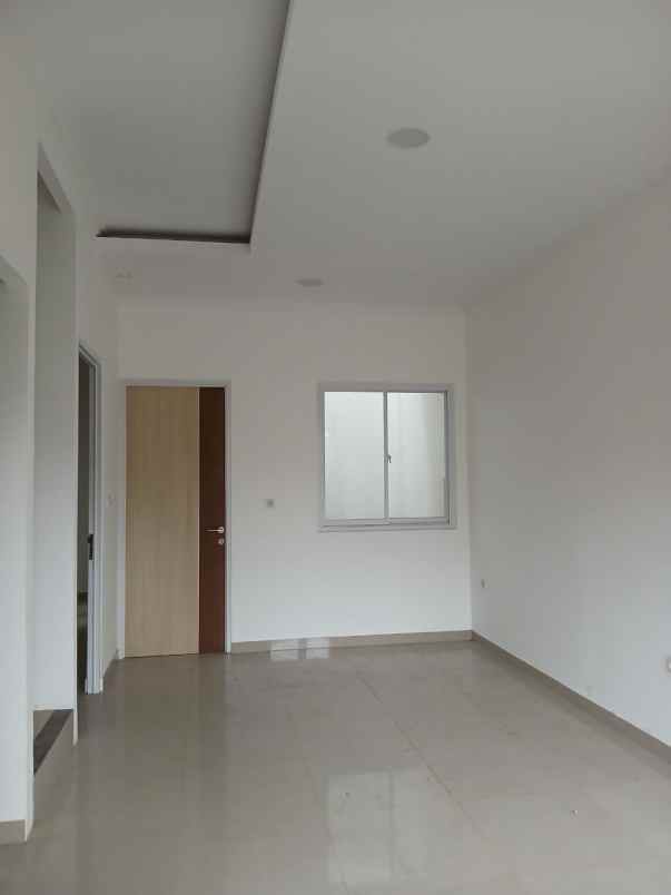 dijual rumah jl kemang raya