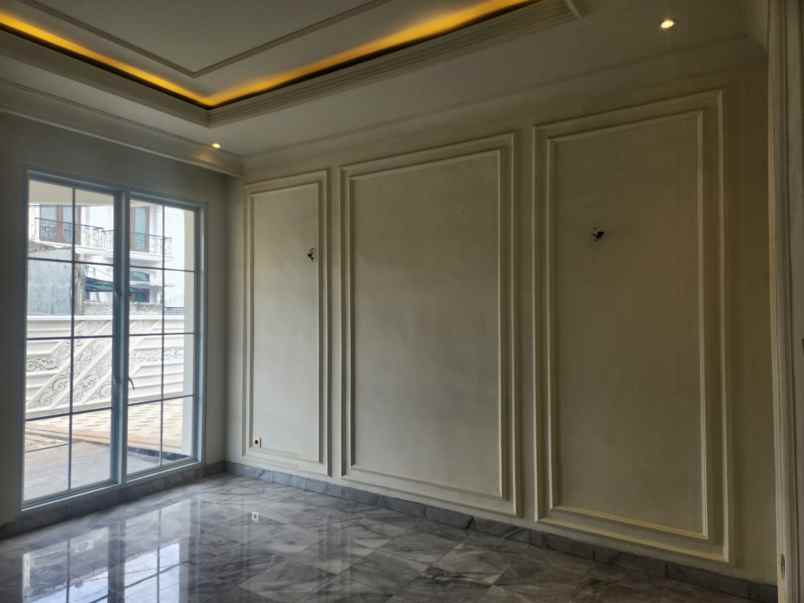 dijual rumah jl komplek abadi pondok