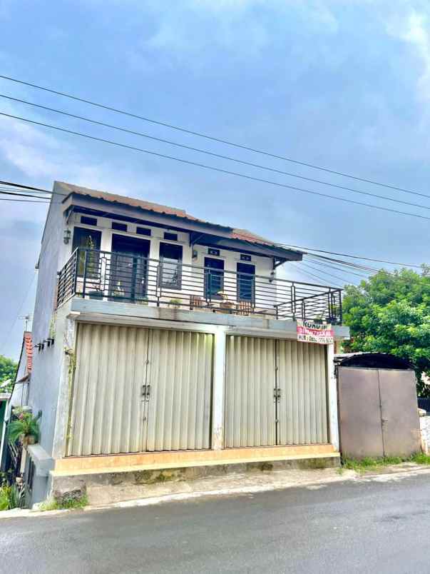 dijual rumah jl lurah kawi