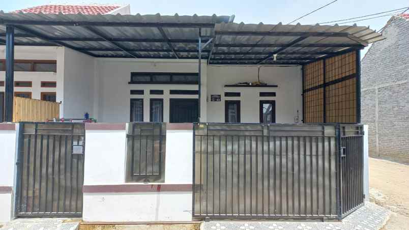 dijual rumah jl paniisan no 7