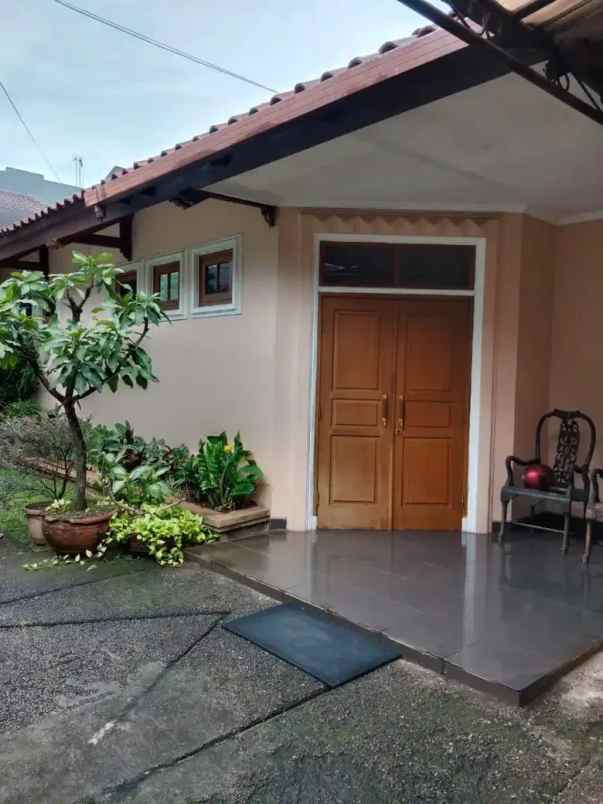 dijual rumah jl pondok kelapa raya