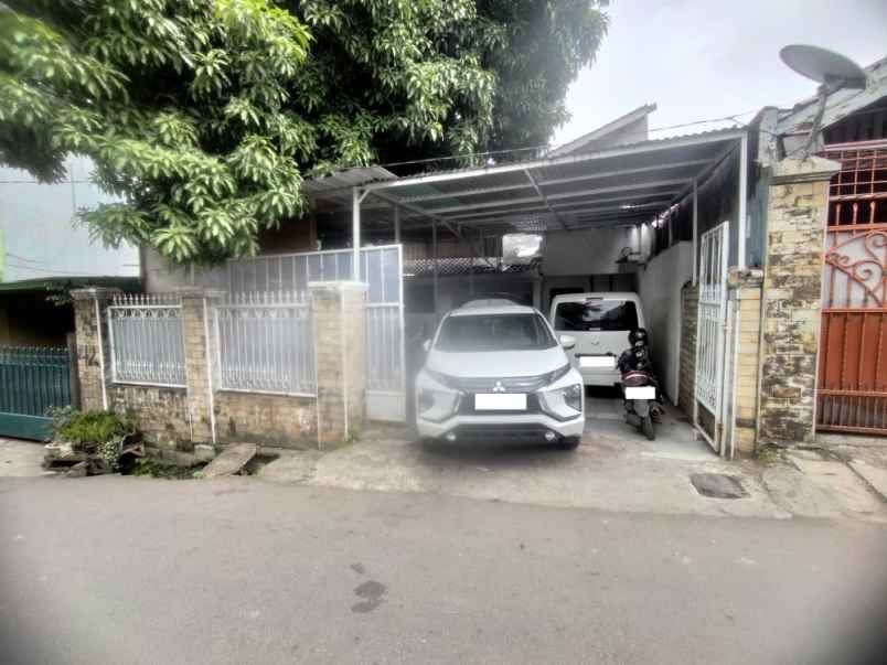 dijual rumah jl qrisdoren sukabumi