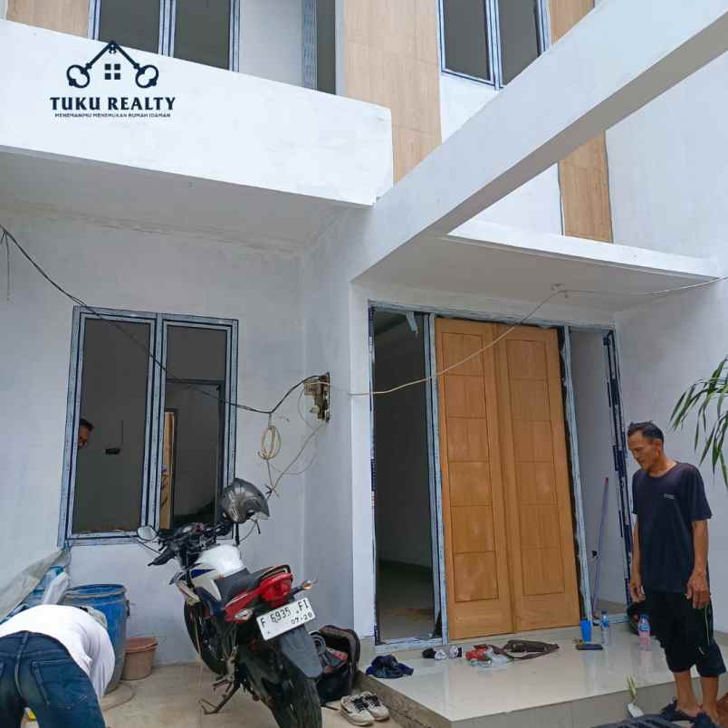 dijual rumah jl ray siliwangi