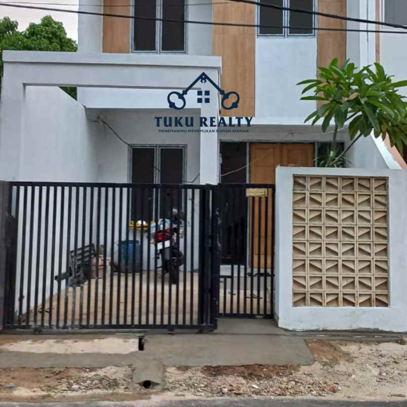 dijual rumah jl ray siliwangi