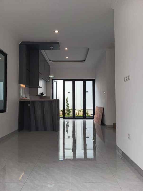 dijual rumah jl raya caman jatibening