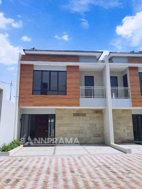 dijual rumah jl raya cipedak jagakaraa