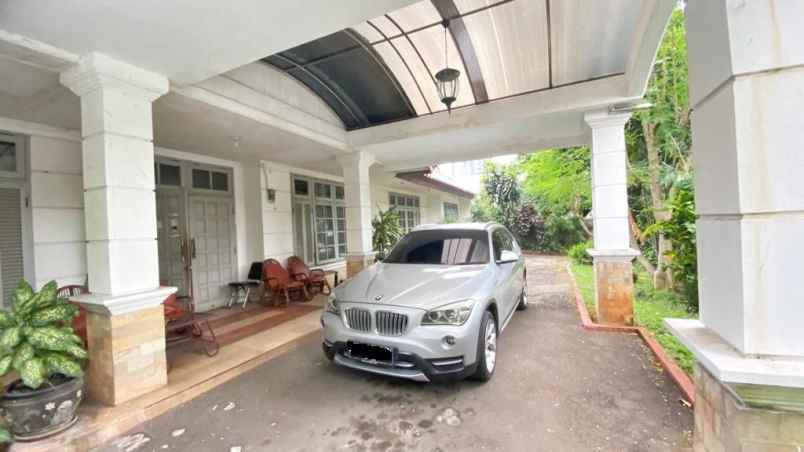 dijual rumah jl tulodong