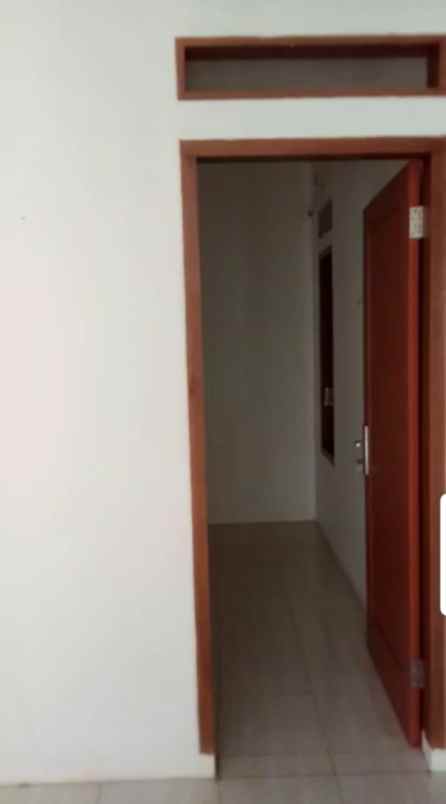 dijual rumah jl unkris jaticempaka kec