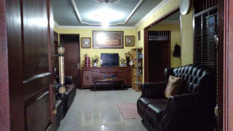 dijual rumah jln jombang raya pondok