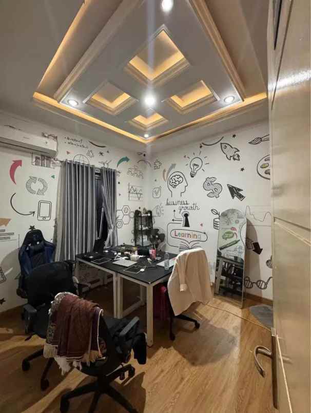 dijual rumah jln raya benda pamulang