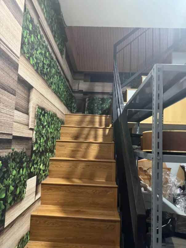 dijual rumah jln raya benda pamulang