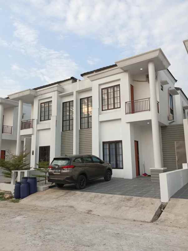 dijual rumah kali abang tengah