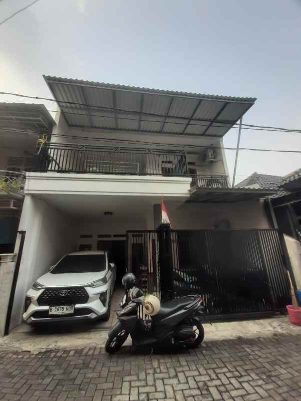 dijual rumah kalisari