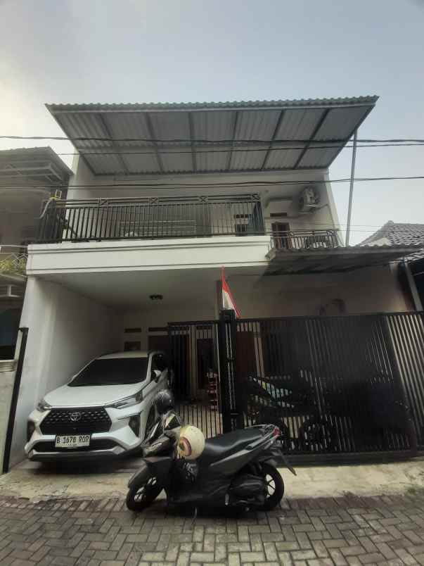 dijual rumah kalisari