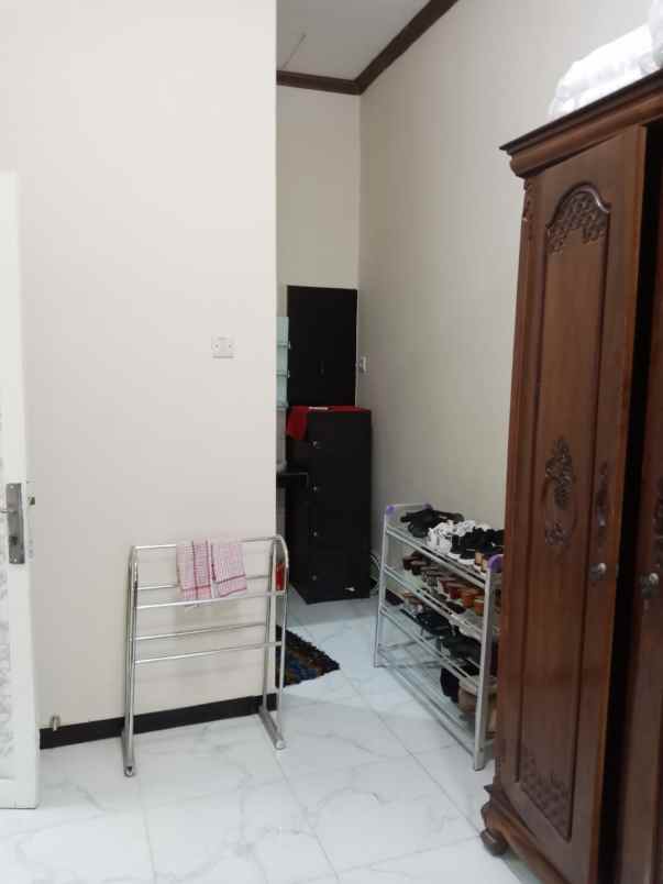 dijual rumah karangploso