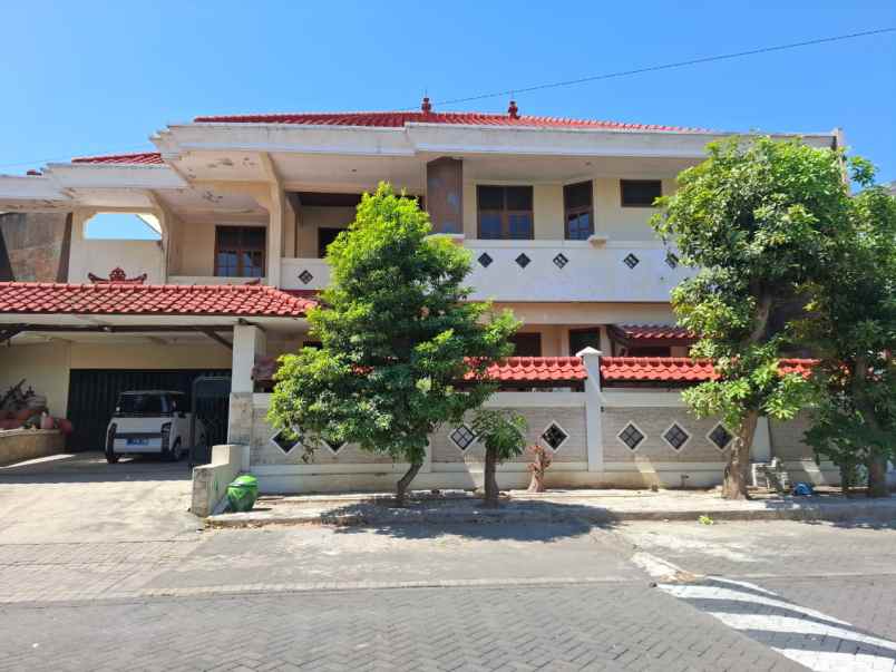 dijual rumah kebonsari elveka