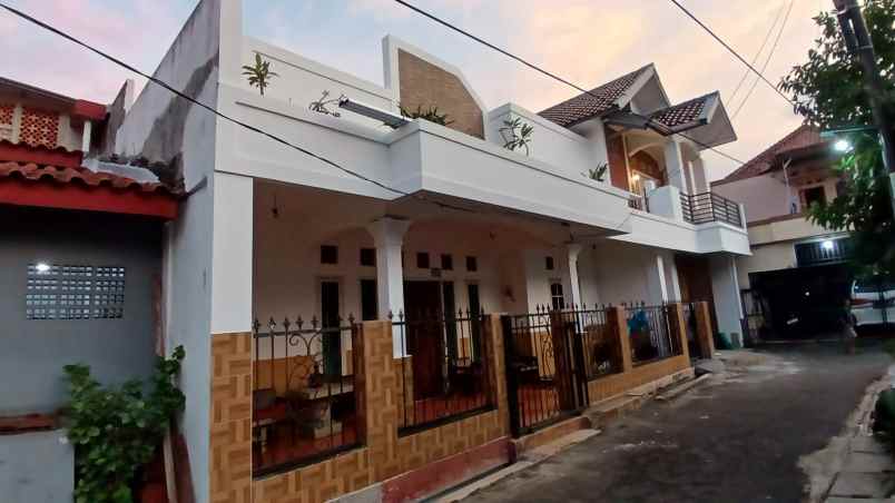 dijual rumah kedaung