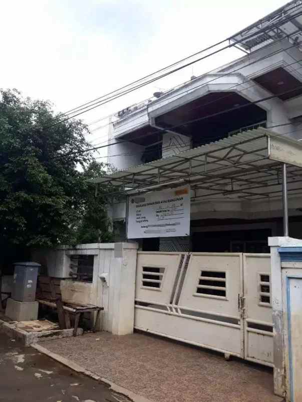 dijual rumah kedoya utara kec kebon