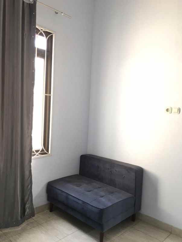 dijual rumah kel telajung kec cikarang