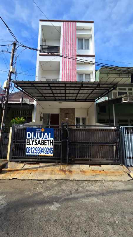 dijual rumah kelapa gading