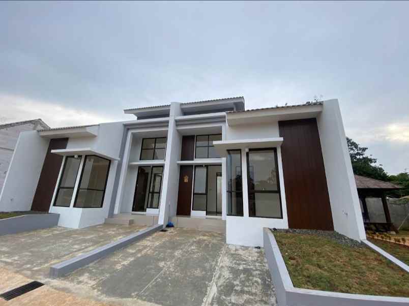 dijual rumah kelurahan waru